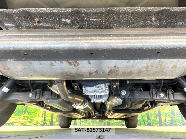 Nissan X-TRAIL HYBRID 2017-07 6791812-18