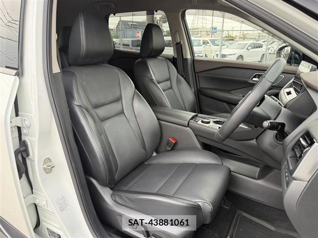 Nissan X-TRAIL HYBRID 2022-12 6791811-13
