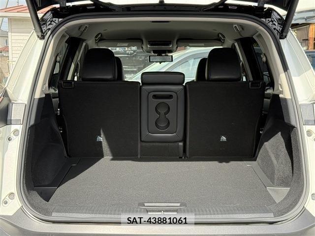 Nissan X-TRAIL HYBRID 2022-12 6791811-15
