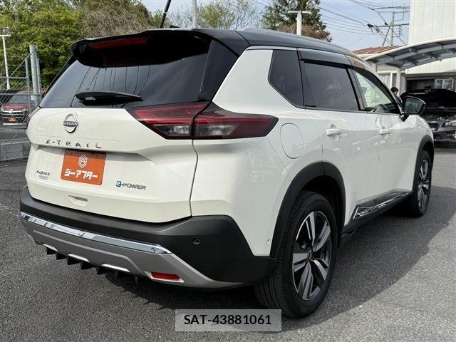 Nissan X-TRAIL HYBRID 2022-12 6791811-20