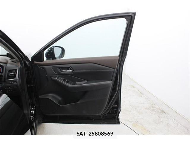 Nissan X-TRAIL HYBRID 2022-11 6791813-27