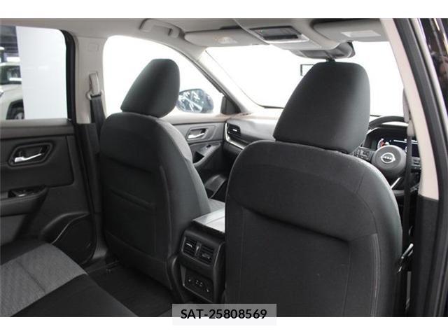 Nissan X-TRAIL HYBRID 2022-11 6791813-29
