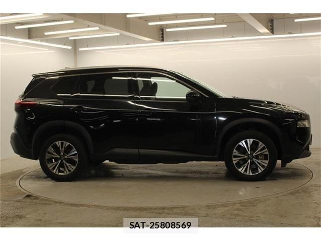 Nissan X-TRAIL HYBRID 2022-11 6791813-3