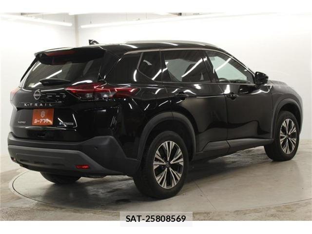 Nissan X-TRAIL HYBRID 2022-11 6791813-4
