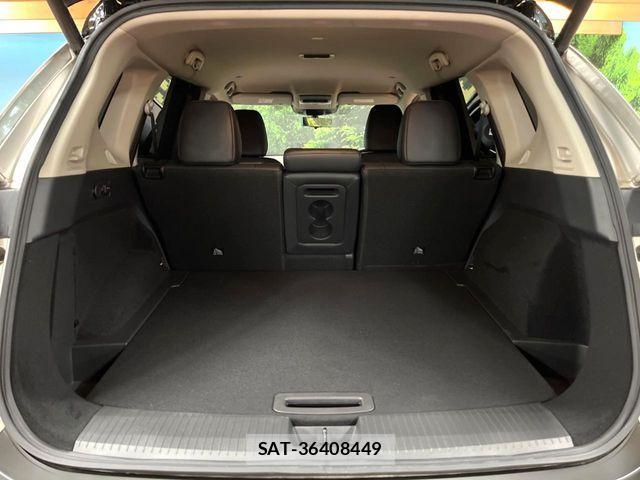 Nissan X-TRAIL HYBRID 2023-03 6818210-9