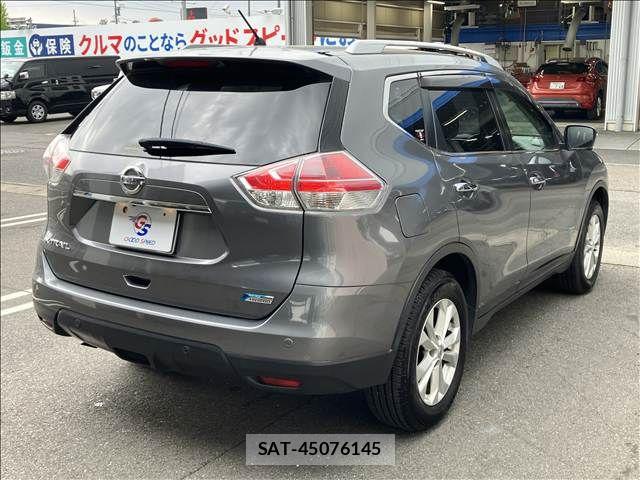 Nissan X-TRAIL HYBRID 2016-10 6818229-15