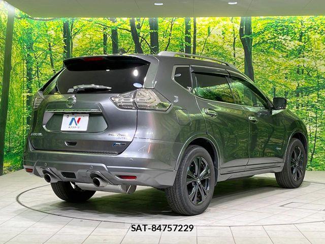 Nissan X-TRAIL HYBRID 2015-09 6818232-16