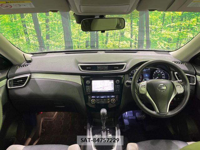 Nissan X-TRAIL HYBRID 2015-09 6818232-1