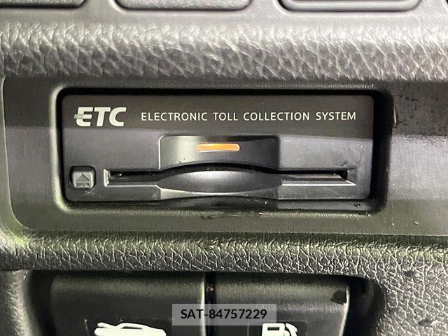 Nissan X-TRAIL HYBRID 2015-09 6818232-6