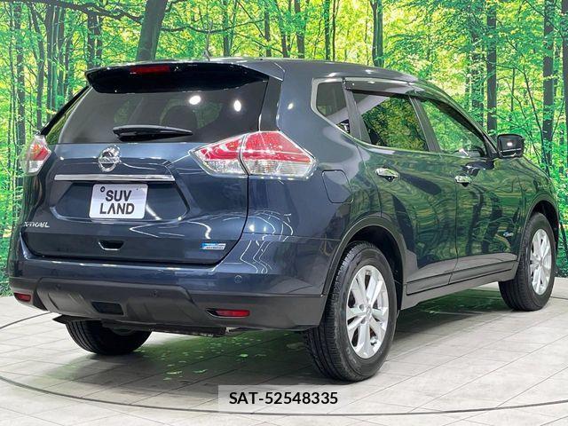 Nissan X-TRAIL HYBRID 2015-08 6818231-16