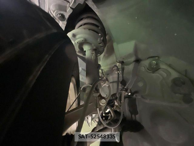 Nissan X-TRAIL HYBRID 2015-08 6818231-19