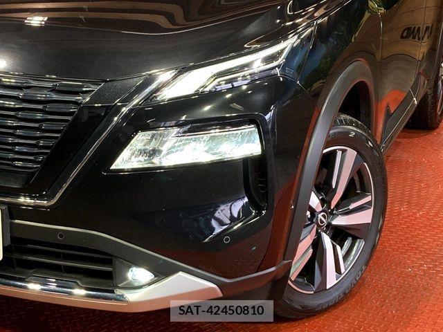 Nissan X-TRAIL HYBRID 2023-03 6818218-11