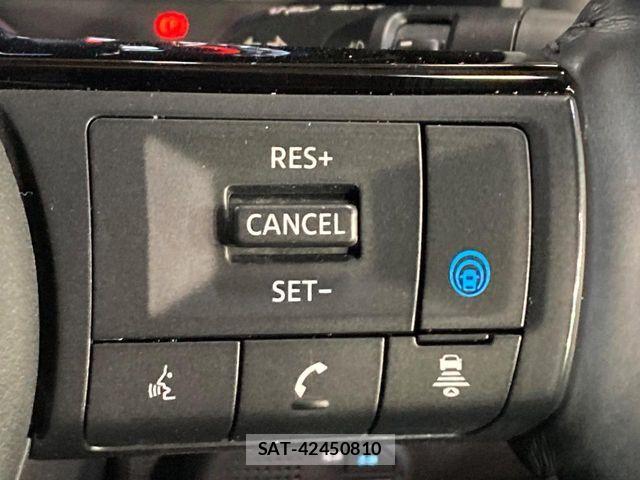 Nissan X-TRAIL HYBRID 2023-03 6818218-4