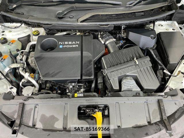 Nissan X-TRAIL HYBRID 2023-07 6818214-17