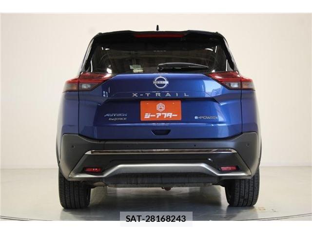 Nissan X-TRAIL HYBRID 2023-03 6915913-12