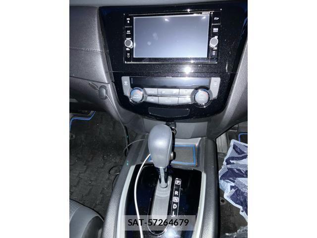 Nissan X-TRAIL HYBRID 2017-08 6915922-19