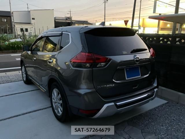 Nissan X-TRAIL HYBRID 2017-08 6915922-2