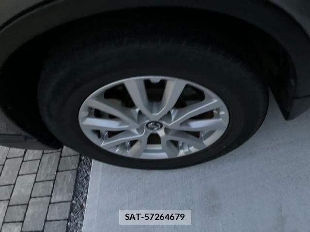 Nissan X-TRAIL HYBRID 2017-08 6915922-8
