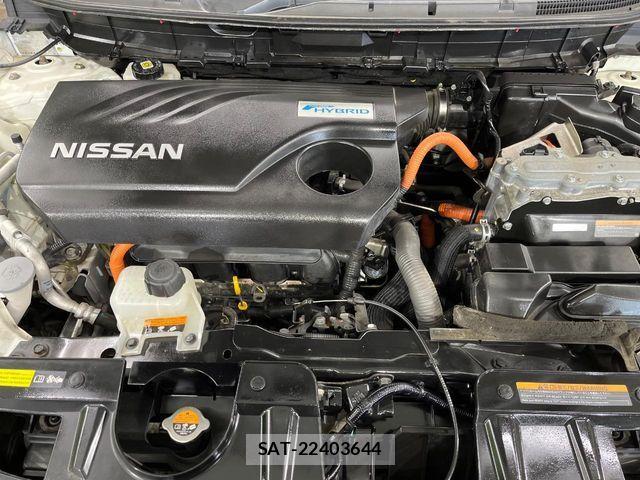 Nissan X-TRAIL HYBRID 2015-12 6915919-17