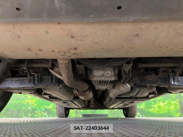 Nissan X-TRAIL HYBRID 2015-12 6915919-18
