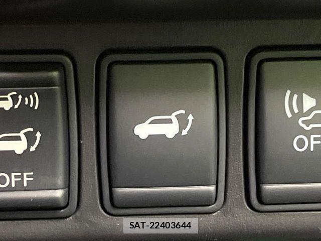 Nissan X-TRAIL HYBRID 2015-12 6915919-3