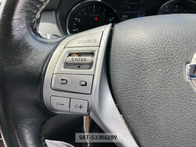 Nissan X-TRAIL HYBRID 2015-06 6915924-9