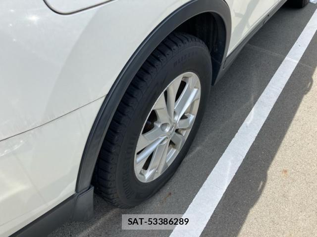 Nissan X-TRAIL HYBRID 2015-06 6915924-4