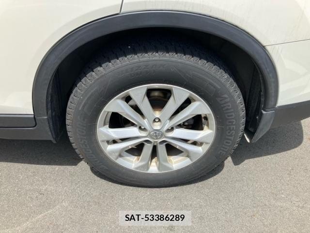 Nissan X-TRAIL HYBRID 2015-06 6915924-5