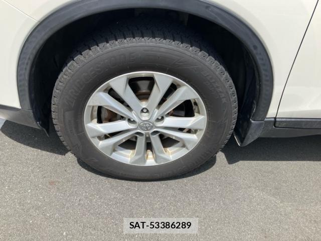 Nissan X-TRAIL HYBRID 2015-06 6915924-6