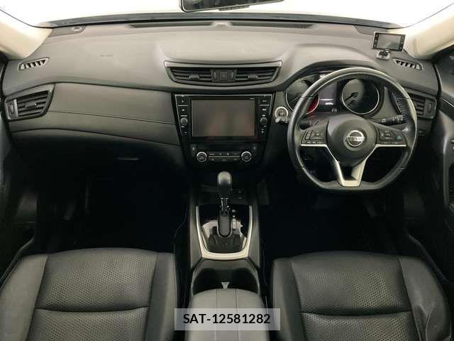 Nissan X-TRAIL HYBRID 2017-07 6915916-11