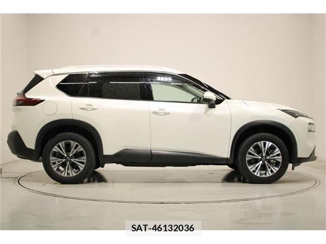 Nissan X-TRAIL HYBRID 2023-03 6915914-12