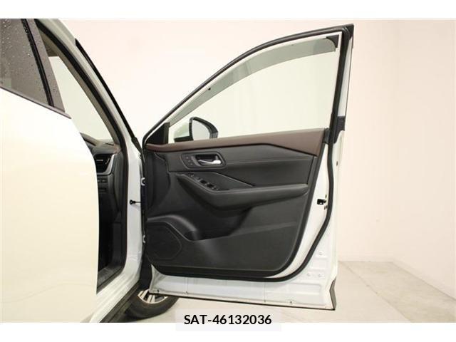 Nissan X-TRAIL HYBRID 2023-03 6915914-28