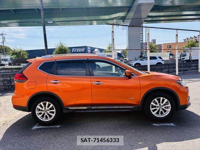 Nissan X-TRAIL HYBRID 2017-05 6999322-16
