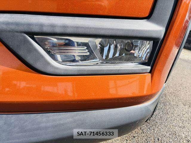 Nissan X-TRAIL HYBRID 2017-05 6999322-23