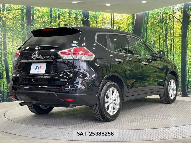 Nissan X-TRAIL HYBRID 2015-05 6999324-16