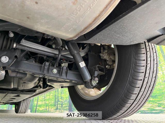 Nissan X-TRAIL HYBRID 2015-05 6999324-19
