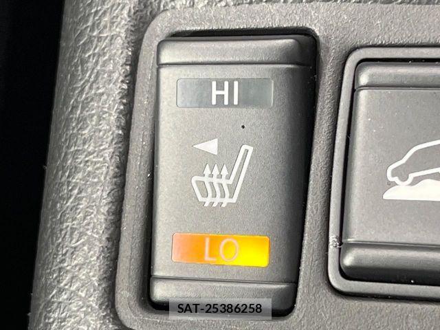 Nissan X-TRAIL HYBRID 2015-05 6999324-6