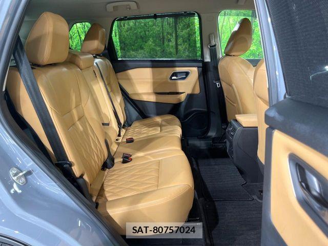 Nissan X-TRAIL HYBRID 2022-07 7021957-8