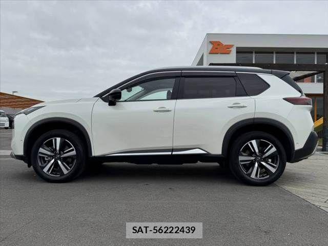 Nissan X-TRAIL HYBRID 2023-02 7021954-10