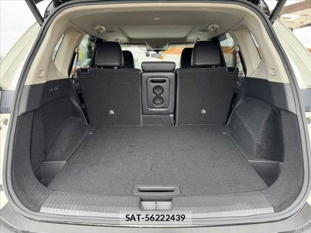 Nissan X-TRAIL HYBRID 2023-02 7021954-19
