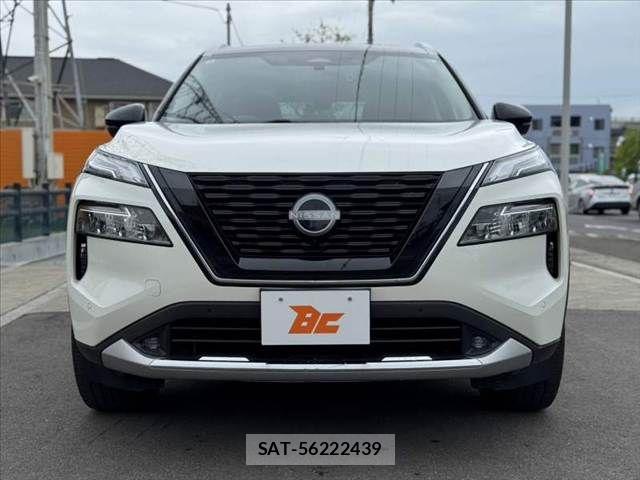 Nissan X-TRAIL HYBRID 2023-02 7021954-8