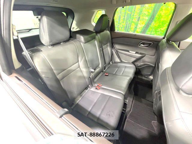 Nissan X-TRAIL HYBRID 2022-07 7061531-10