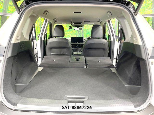 Nissan X-TRAIL HYBRID 2022-07 7061531-11