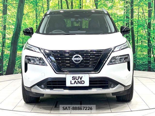 Nissan X-TRAIL HYBRID 2022-07 7061531-15
