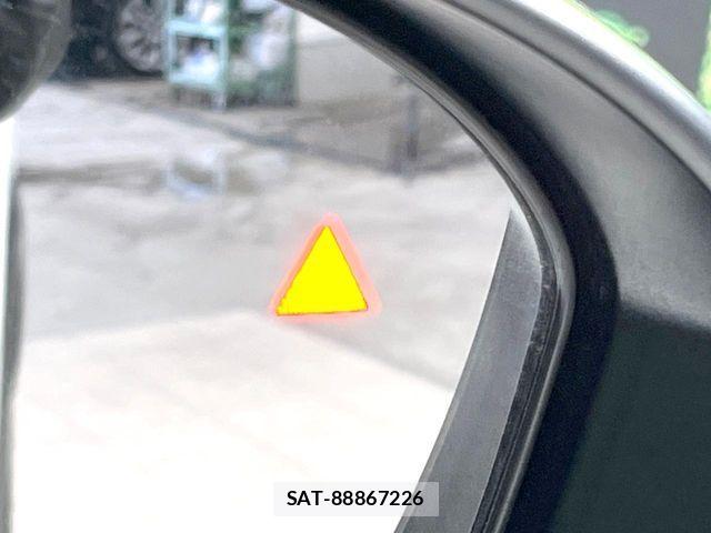 Nissan X-TRAIL HYBRID 2022-07 7061531-6