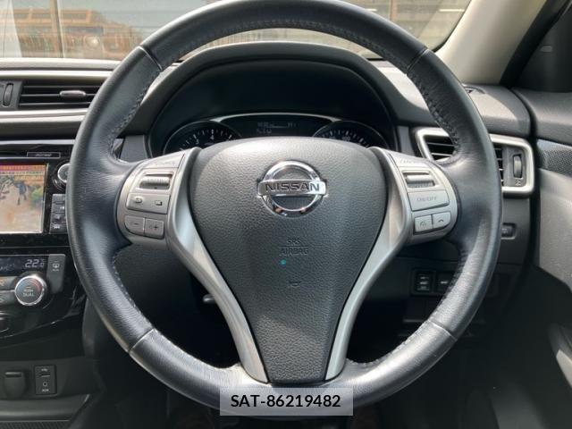Nissan X-TRAIL HYBRID 2015-05 7061538-16
