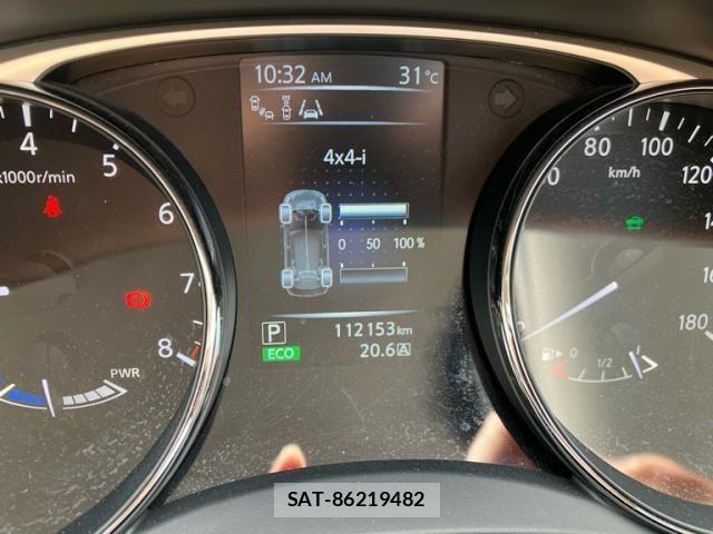 Nissan X-TRAIL HYBRID 2015-05 7061538-17