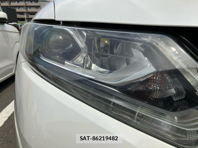 Nissan X-TRAIL HYBRID 2015-05 7061538-2