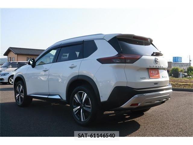 Nissan X-TRAIL HYBRID 2022-11 7061534-23