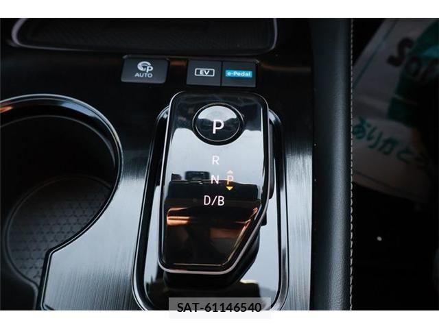 Nissan X-TRAIL HYBRID 2022-11 7061534-24
